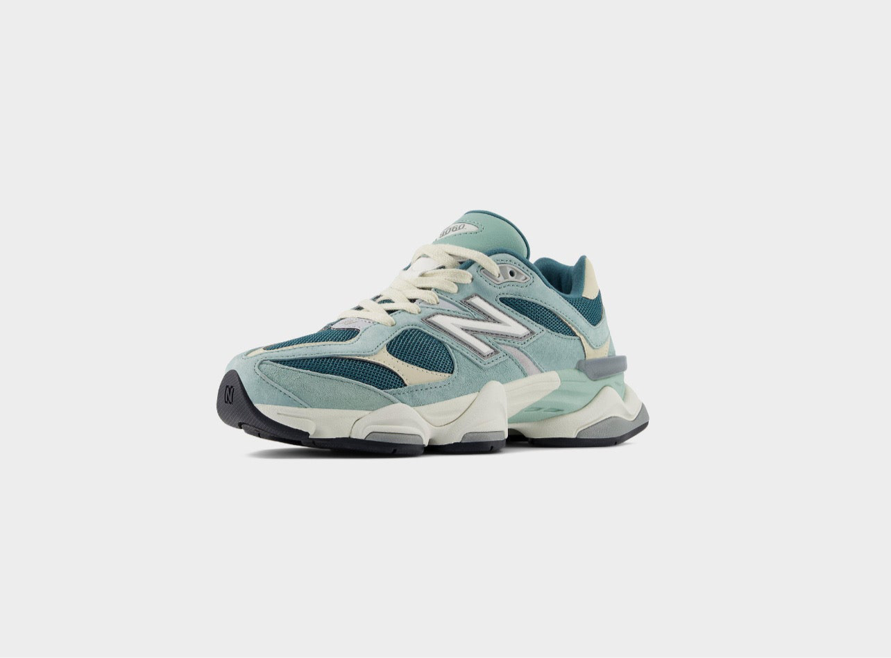 New Balance 9060 SPRUCE SALT MARSH