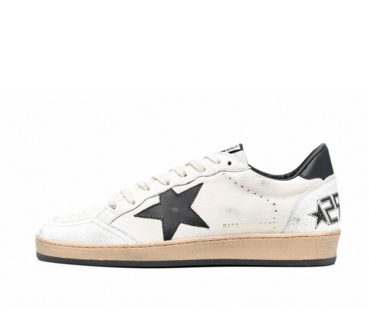 GOLDEN GOOSE BALLSTAR LOW-TOP SNEAKERS
